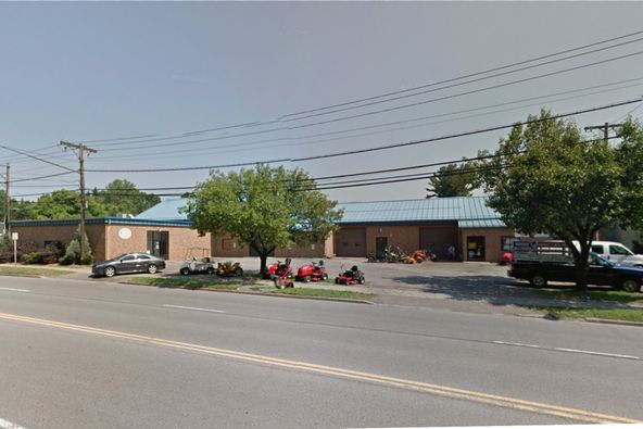 507 W Commercial St, East Rochester, NY 14445
